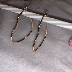 14k gold heart hoops
